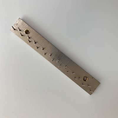 Krantz Stenter Machine Spare Pin Plate Materiale di acciaio al carbonio 57mm Distanza centrale Plate di rame