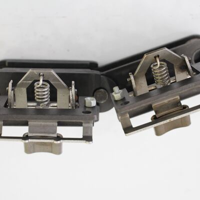 Ricambi per macchine di finissaggio Bruckner, maglia di catena per stenter tipo verticale con protezione in acciaio inossidabile nero per resistenza alla corrosione e funzionamento a bassa manutenzione